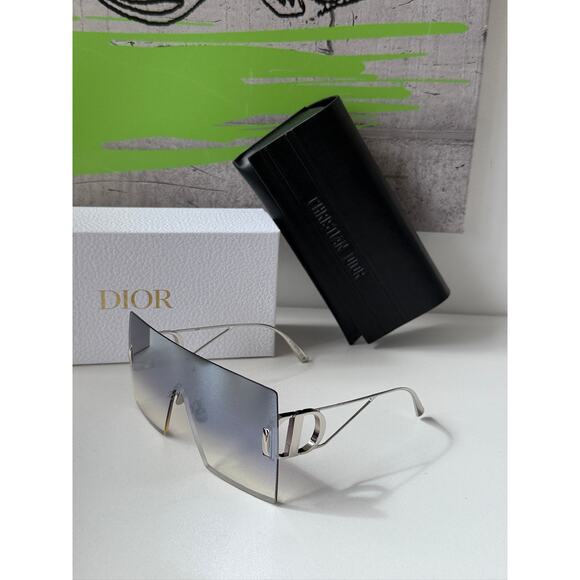 NEW Dior 30Montaigne M1U Oversized Sunglasses Silver Mirror